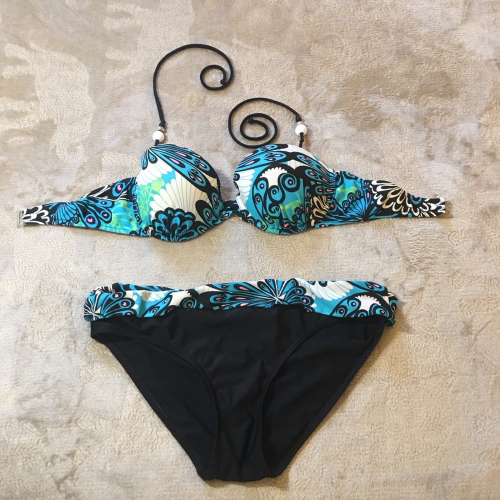 La vie en Rose Aqua blue black white swirl bikini Size M/L